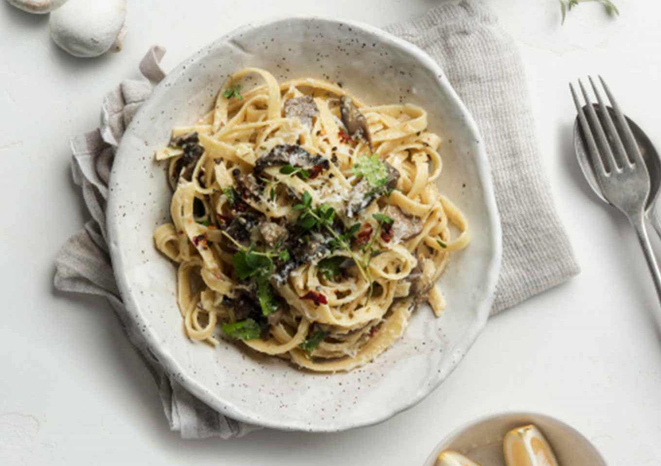 Garlicky Mushroom Fettuccine - meal-time emergency solved