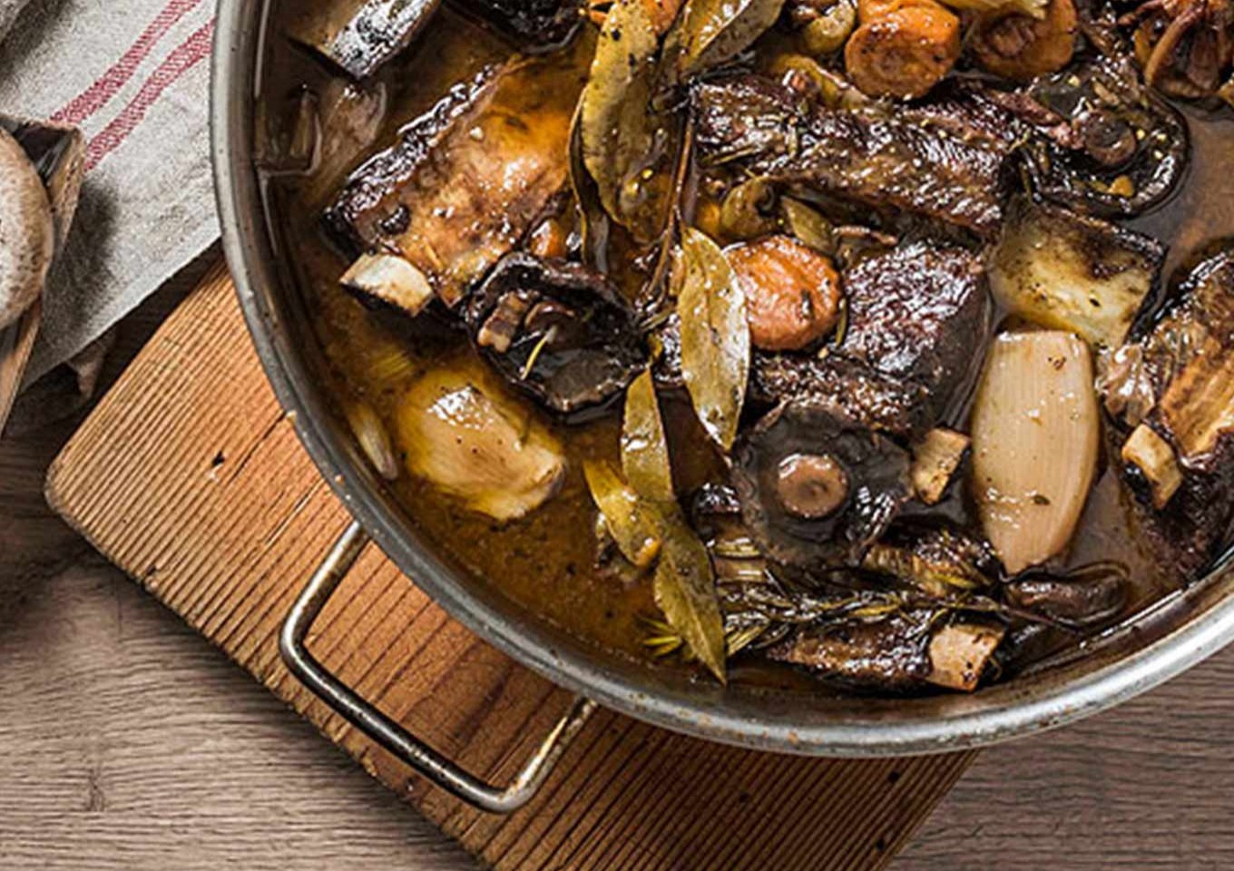 Braised beef ribs and mushrooms